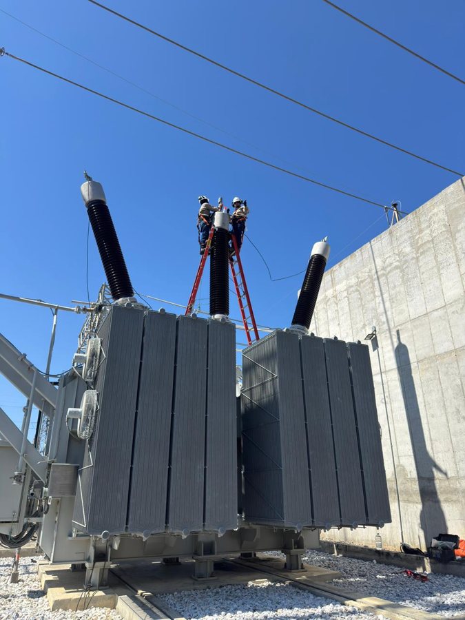 Trabajos en bujes del transformador de potencia 230 kV